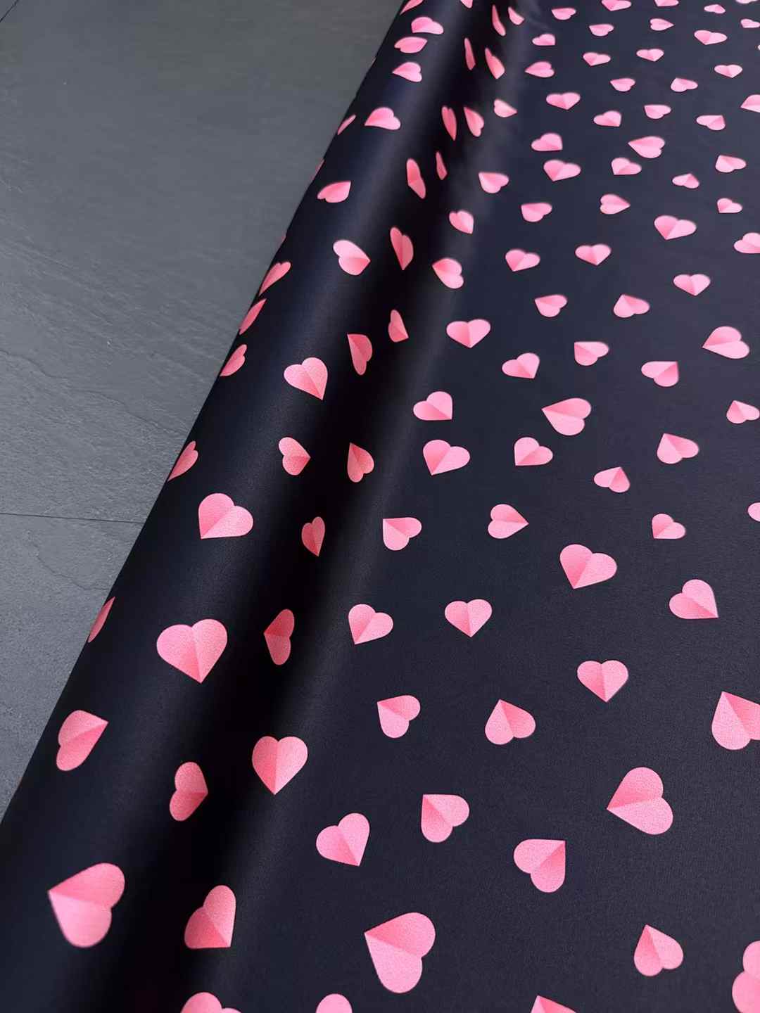 Pink Hearts Real Silk Fabric E - Crystal Mesh Fabric recension och pris