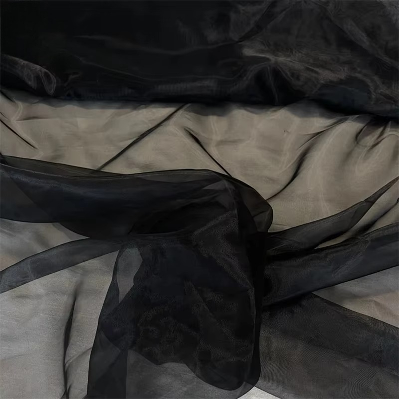 Mistlace 5 Yards Black Crystal - Crystal Mesh Fabric recension och pris
