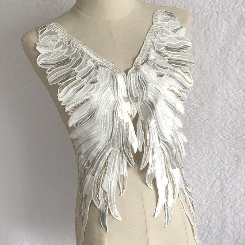 1 Pair White Embroidered Wing  - Guipure Lace Panel recension och pris